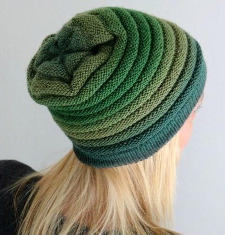 beanie_hat_sapka_noi_zold_kotott_taska_penztarca_webaruhaz_pakkolj